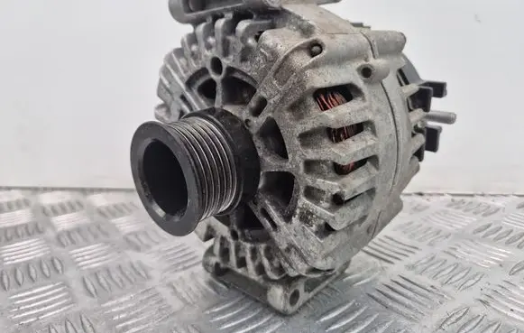 Mercedes-Benz Sprinter W907 W910 Generator/alternator A0009068404