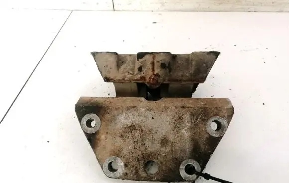 Chrysler 300M Engine mount bracket 04663970AB