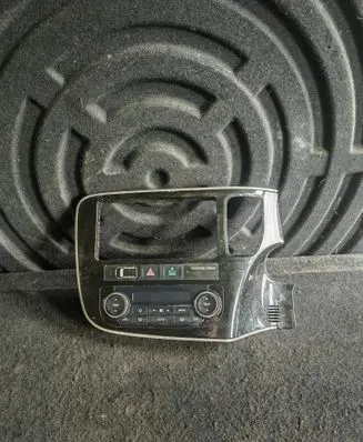 Mitsubishi Outlander Climate control unit 7820A474XA