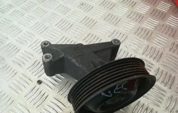 Hyundai Getz Belt tensioner pulley 