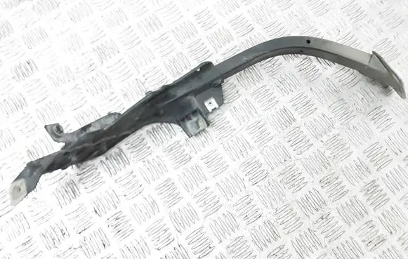 Audi A8 S8 D4 4H Fender mounting bracket 4H0821396 4H0821234
