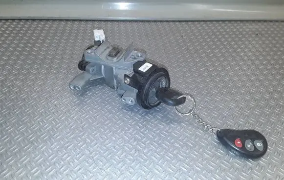 Mitsubishi Space Star Ignition lock 