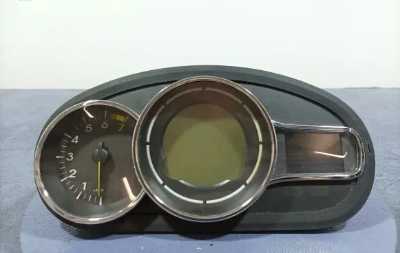 Renault Megane III Speedometer (instrument cluster) 248105367R