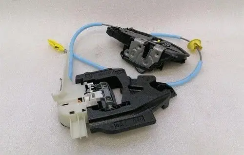 BMW M4 G82 G83 Coupe door lock (next to the handle) 7956148