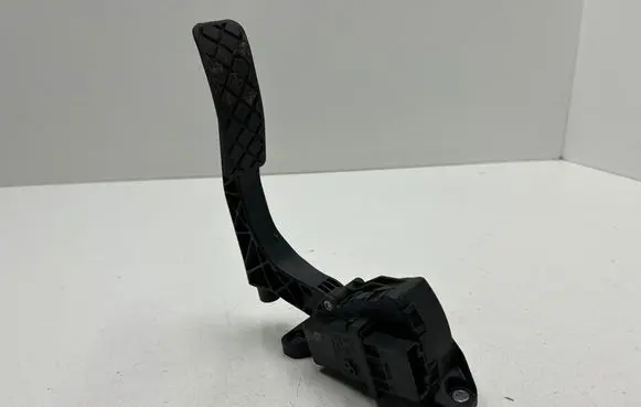 Audi A6 S6 C6 4F Accelerator throttle pedal 4F1721523B 190905 6PV00898407