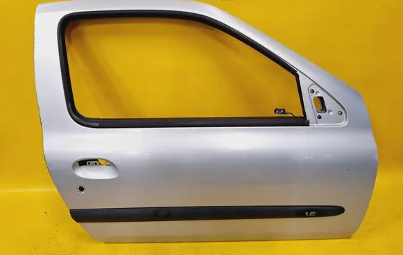 Renault Clio II Front door
