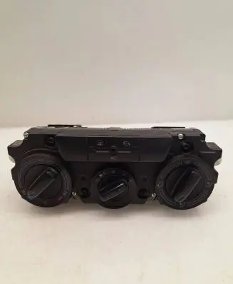 Skoda Octavia Mk2 (1Z) Climate control unit 1Z0820045A 5HB00932401 983403C