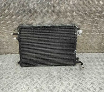 Land Rover Discovery Sport Coolant radiator GJ328K230AA GJ3219E839AC