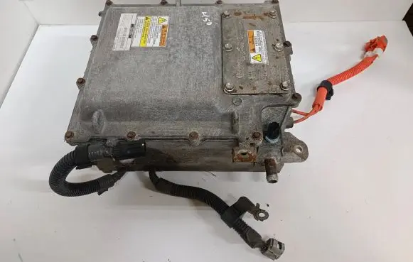 Peugeot iOn Voltage converter/converter module 9499A620 MA20276961 CF1101004265