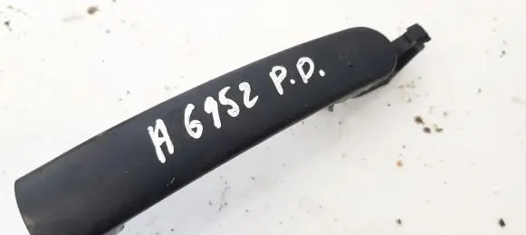 Volkswagen Fox Front door exterior handle
