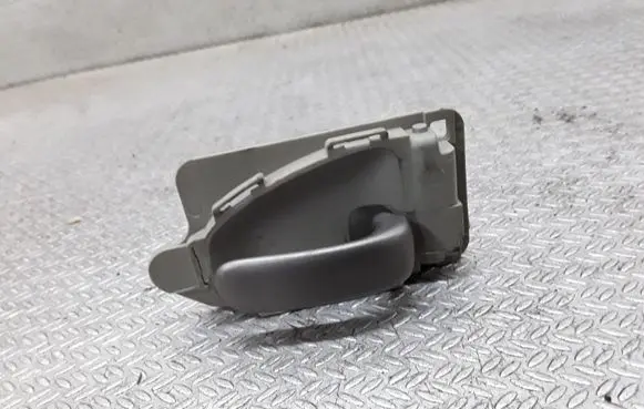 Citroen Xsara Picasso Front door interior handle 9631487677