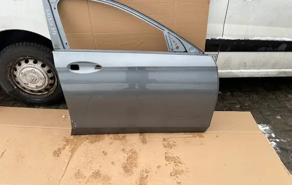 Mercedes-Benz E W213 Front door A2137220210