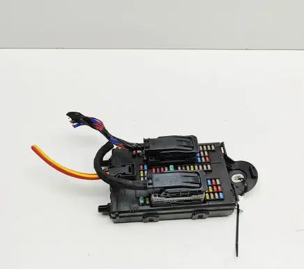 Volvo S90, V90 Fuse module 32209198 31682732