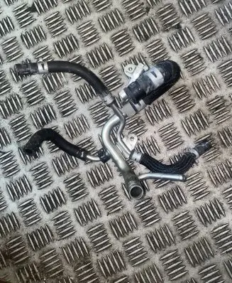 Toyota Land Cruiser (J150) Engine coolant pipe/hose