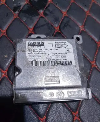 Peugeot RCZ Airbag control unit/module 9673605880