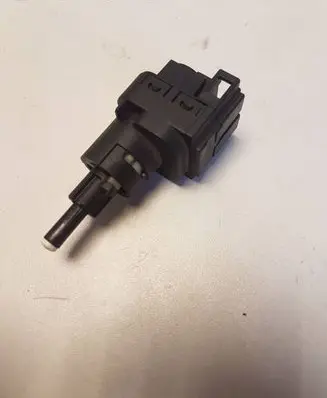 Volkswagen Touran I Brake pedal sensor switch 6Q0945511