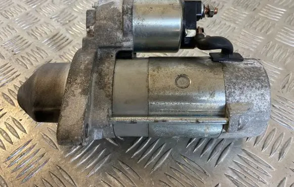 Toyota Avensis T250 Starter motor