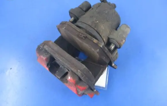 Seat Leon (1P) Front brake caliper