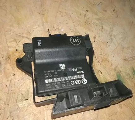 Audi A6 S6 C7 4G Gateway control module 1K0907530G
