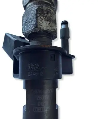 BMW 7 G11 G12 Fuel injector 0445118 0445118038