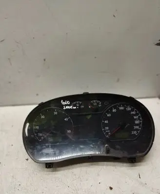 Volkswagen Polo Speedometer (instrument cluster)