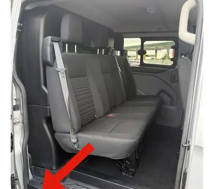 Ford Transit Custom Sliding door lower roller guide/hinge BK21V25000AE