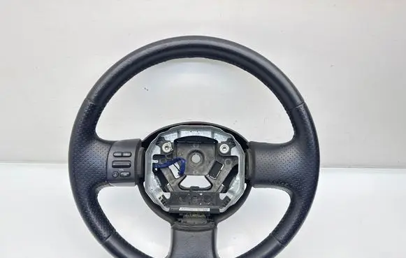 Nissan Micra Steering wheel 