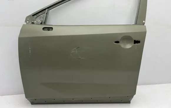 Nissan Qashqai J12 Front door SULIK5