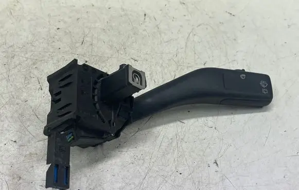 Volkswagen Caddy Wiper control stalk 1K0953519