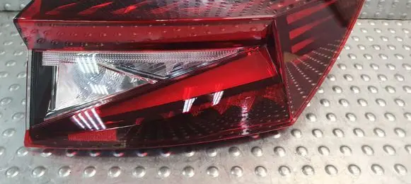 Skoda Enyaq iV Rear/tail lights S26380569 5LA945208A