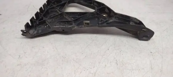 Audi A6 S6 C6 4F Front bumper mounting bracket 4F0807228 13672