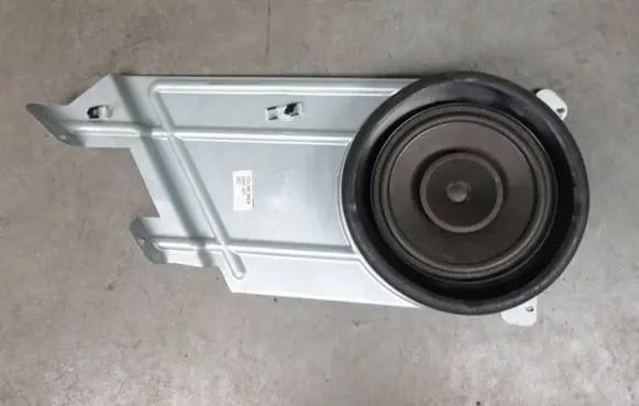 Volkswagen New Beetle Rear door speaker 5P0035411A 1C0035243G 1C0090243K