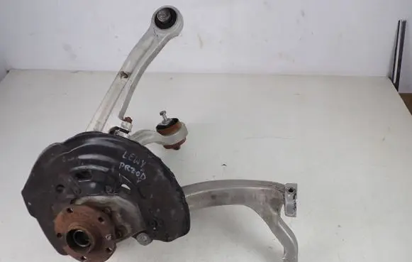 Audi A8 S8 D3 4E Front wheel hub spindle knuckle 