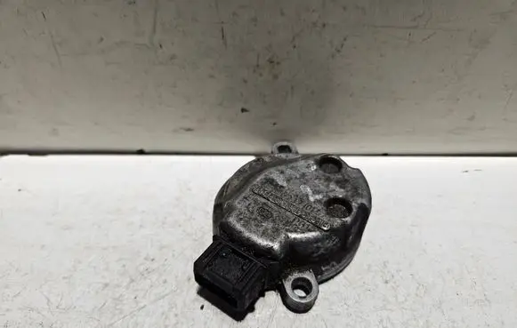 Audi A4 S4 B5 8D Camshaft position sensor 058905161B 0232101024