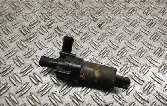 Volkswagen Phaeton Windscreen/windshield washer pump 3D0955681