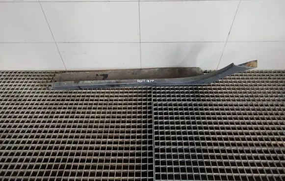 Renault Scenic RX Sill 7700435896