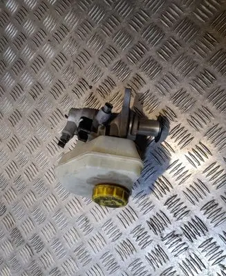 Porsche Cayenne (92A) Master brake cylinder 7P0611303A