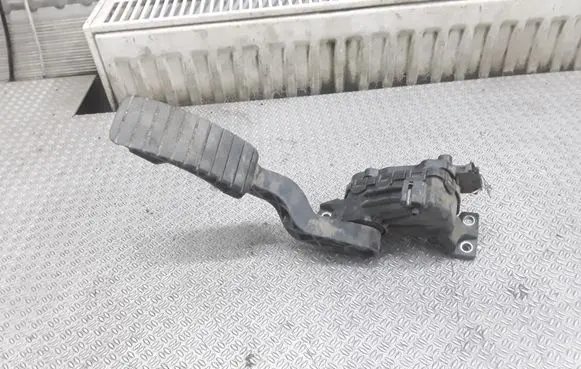 Renault Laguna II Accelerator throttle pedal 8200003392