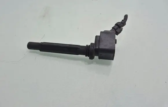 Alfa Romeo Stelvio High voltage ignition coil 50050430 68211953AA