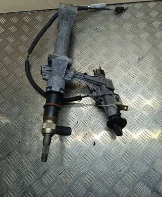 Steering wheel axle set