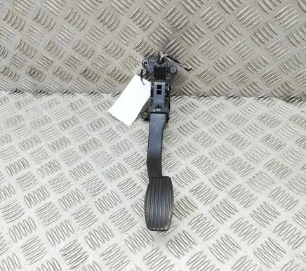 Fiat 500E Accelerator throttle pedal 00521379560 52137956