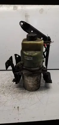 Ford Focus Power steering pump 4m513k514ca