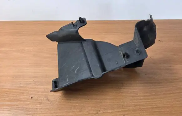 Volvo XC60 Intercooler air guide/duct channel 31383685
