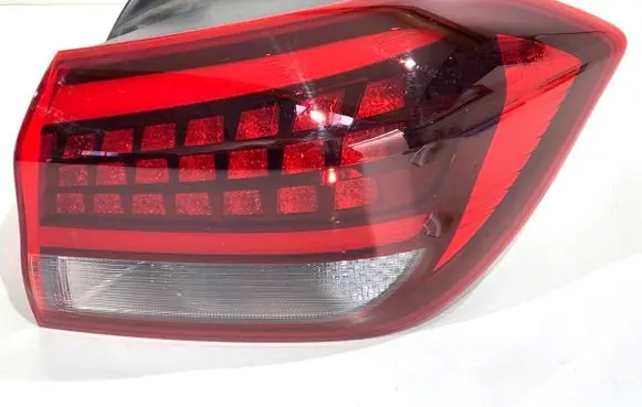 Hyundai i30 Rear/tail lights 92402G4500