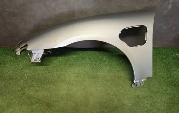 Porsche Taycan 9J1 Fender 9J1805625 AM95S2M