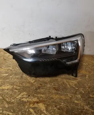 Audi Q3 F3 Headlights/headlamps set 