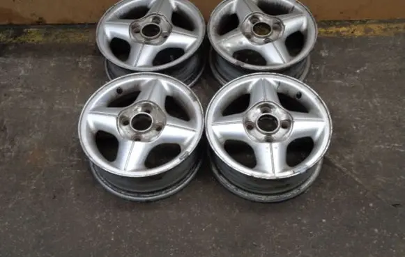 Ford Fiesta R12 alloy rim AUST103514