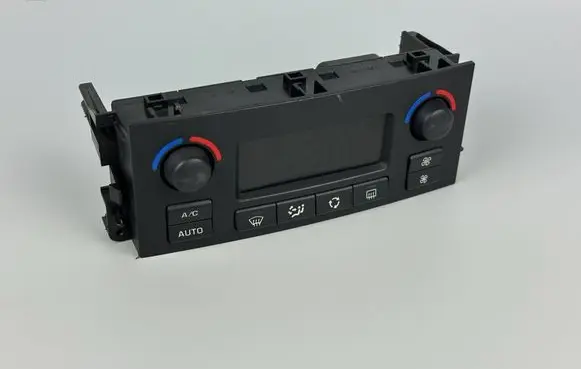 Peugeot 207 Climate control unit 96497866XT 69710001 0709112A