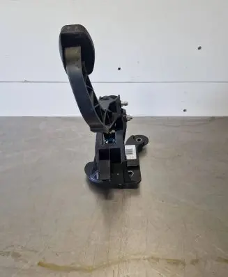 Opel Corsa F Clutch pedal 9824263080 84XP9F3645279