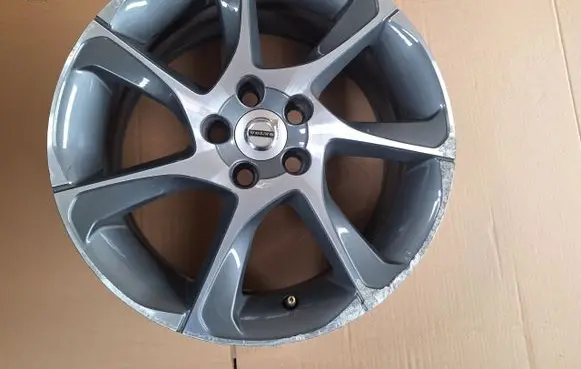 Nissan X-Trail T32 R12 alloy rim 